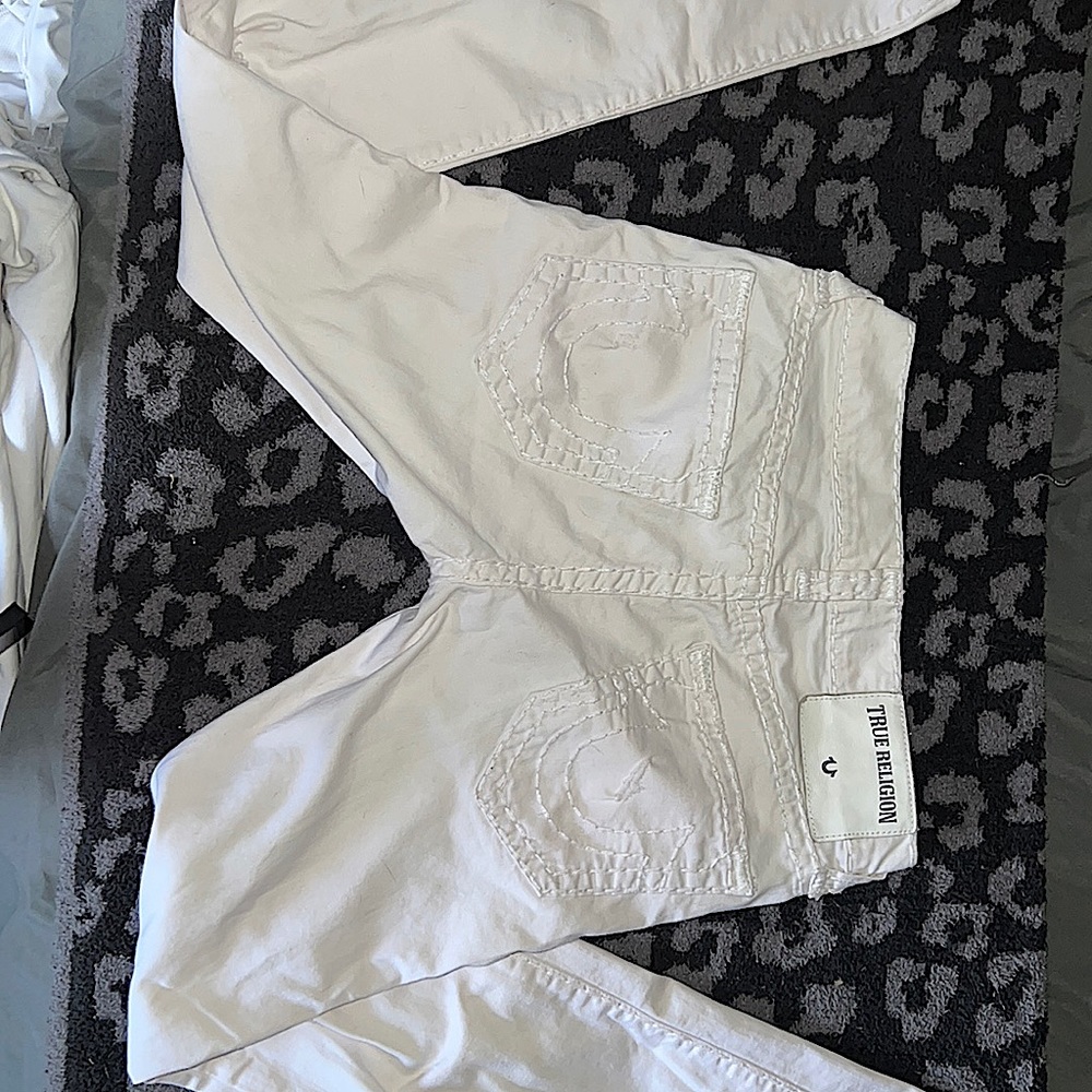 My boyfriend doesn’t wear them anymore worn one time